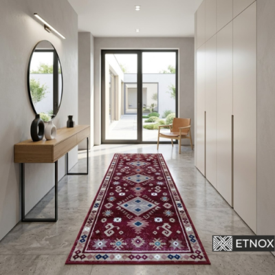 Пътека Rada 80×230 - ETNOX етно килим с български шевици, бордо фон, ромбовидни орнаменти и традиционен фолклорен дизайн.